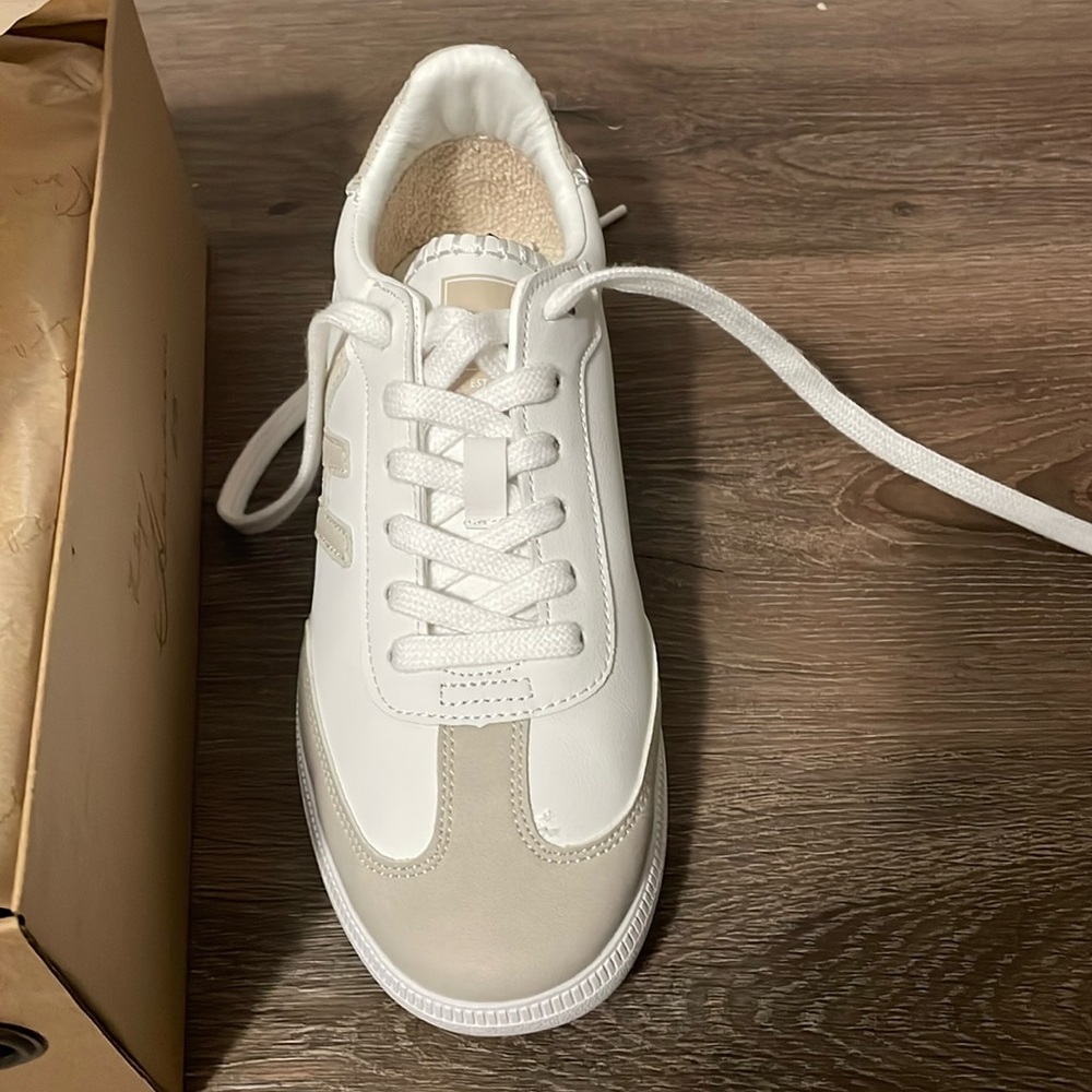 Vintage Havana’s shoes